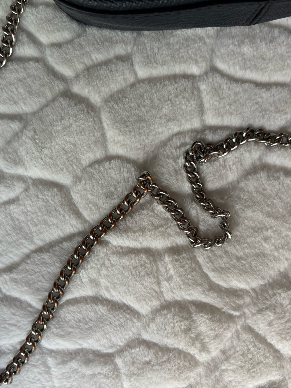 Rare - Limited Edition Coach crossbody handbag *unique* Apple Crystal and Suede! - Picture 5 of 14